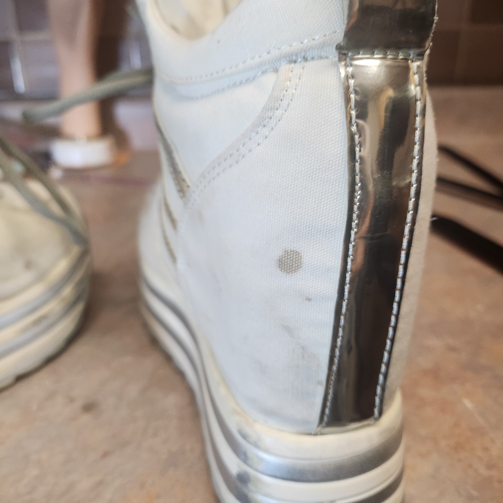 Designer Very Rare European Sizing White and Silver Platform Sneakers 90s Y2K - Picture 7 of 8
